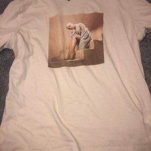 sweetener shirt ariana grande
